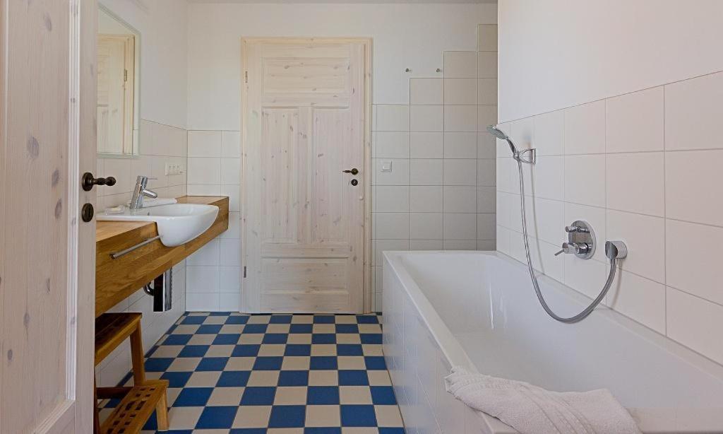 Kapitaenshaus - Kajuete Villa Ahrenshoop Dış mekan fotoğraf